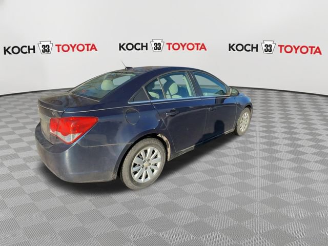 Used 2011 Chevrolet Cruze LT image 9