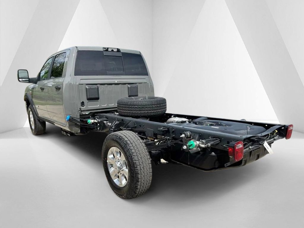 New 2026 RAM 3500 Tradesman AWD/4WD image 5