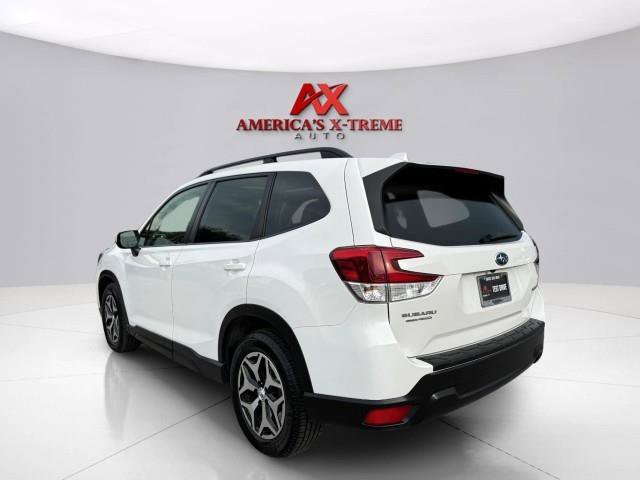 Used 2020 Subaru Forester Premium AWD/4WD image 3