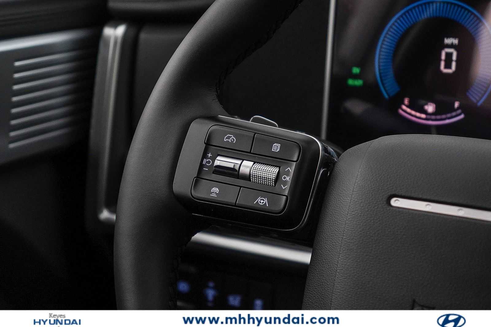 New 2026 Hyundai Santa Fe SE FWD image 16