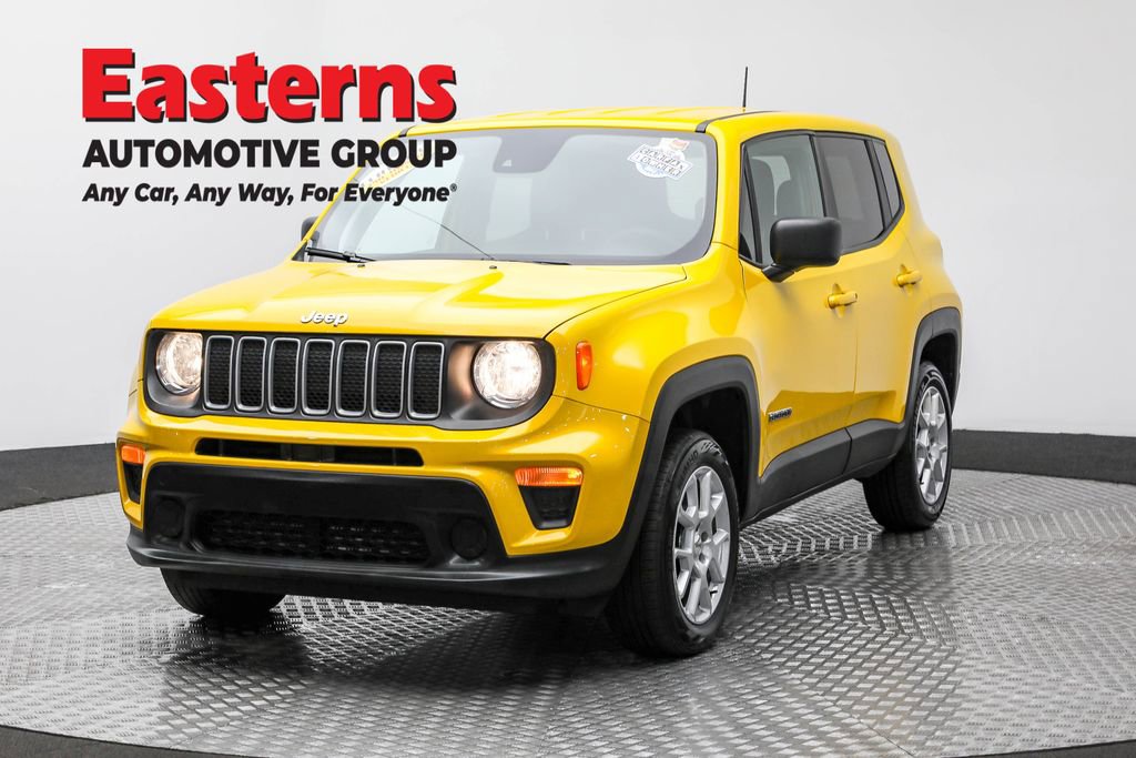 Used 2023 Jeep Renegade Latitude image 1