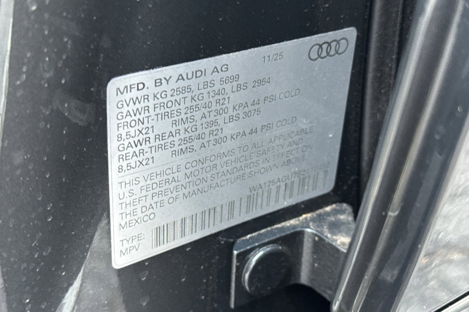 New 2025 Audi SQ5 Premium Plus image 24