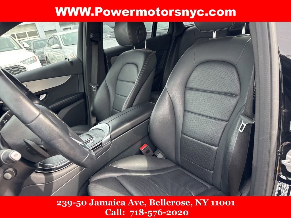 Used 2021 Mercedes-Benz GLC 300 4MATIC image 30