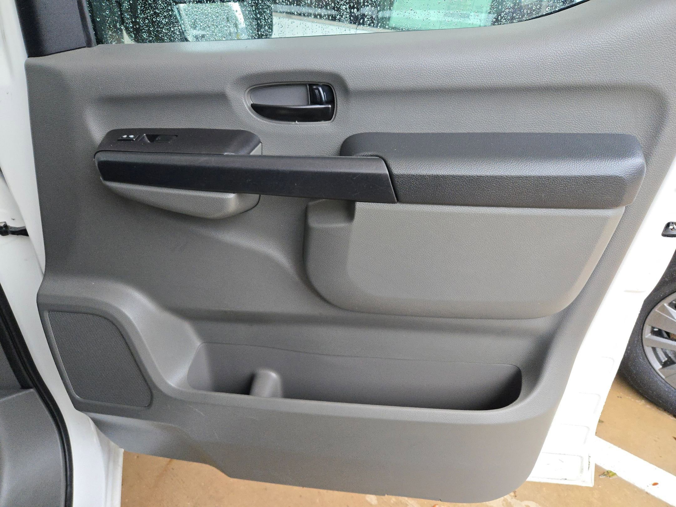 Used 2021 Nissan NV 2500 SV RWD image 29