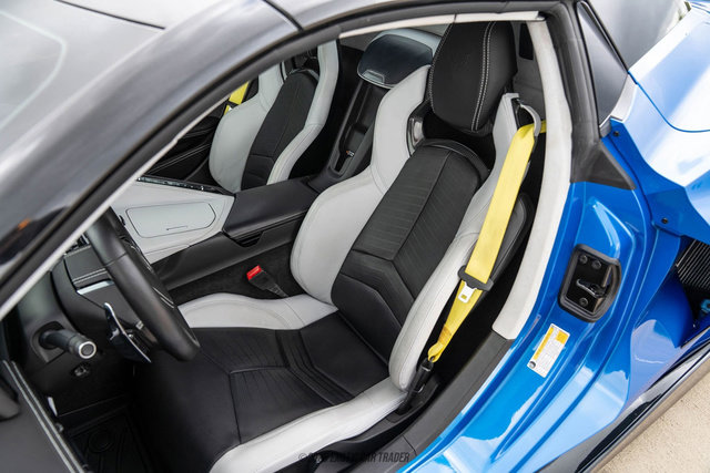 Used 2024 Chevrolet Corvette Stingray Premium Conv w/ Stealth Interior Trim Package RWD image 33