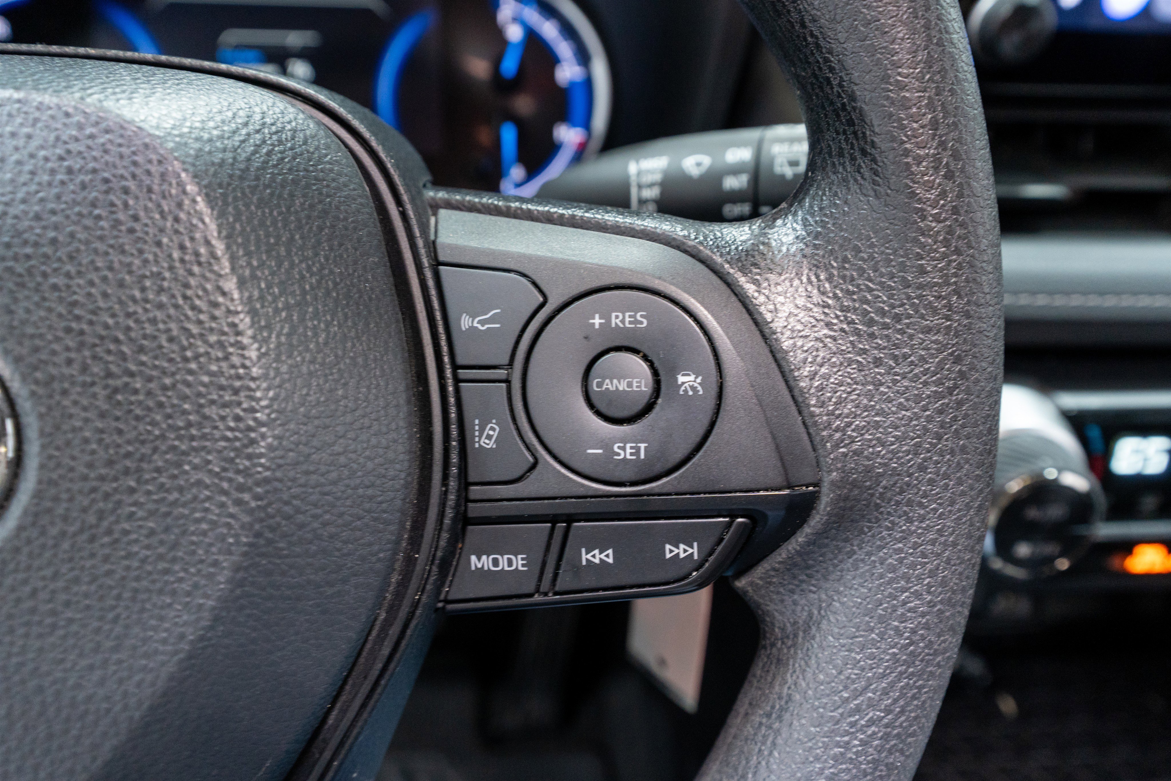 Used 2024 Toyota RAV4 LE image 21