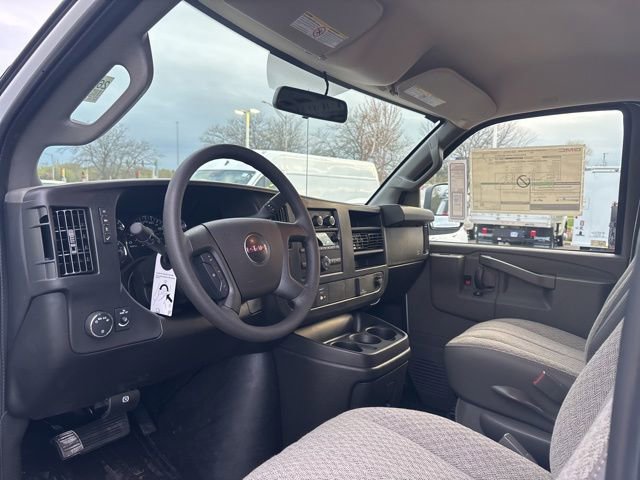 New 2026 GMC Savana 3500 Extended RWD image 11
