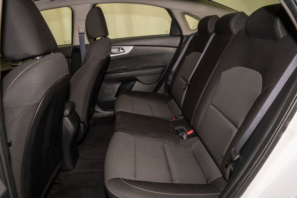 Used 2024 Kia Forte LXS image 7