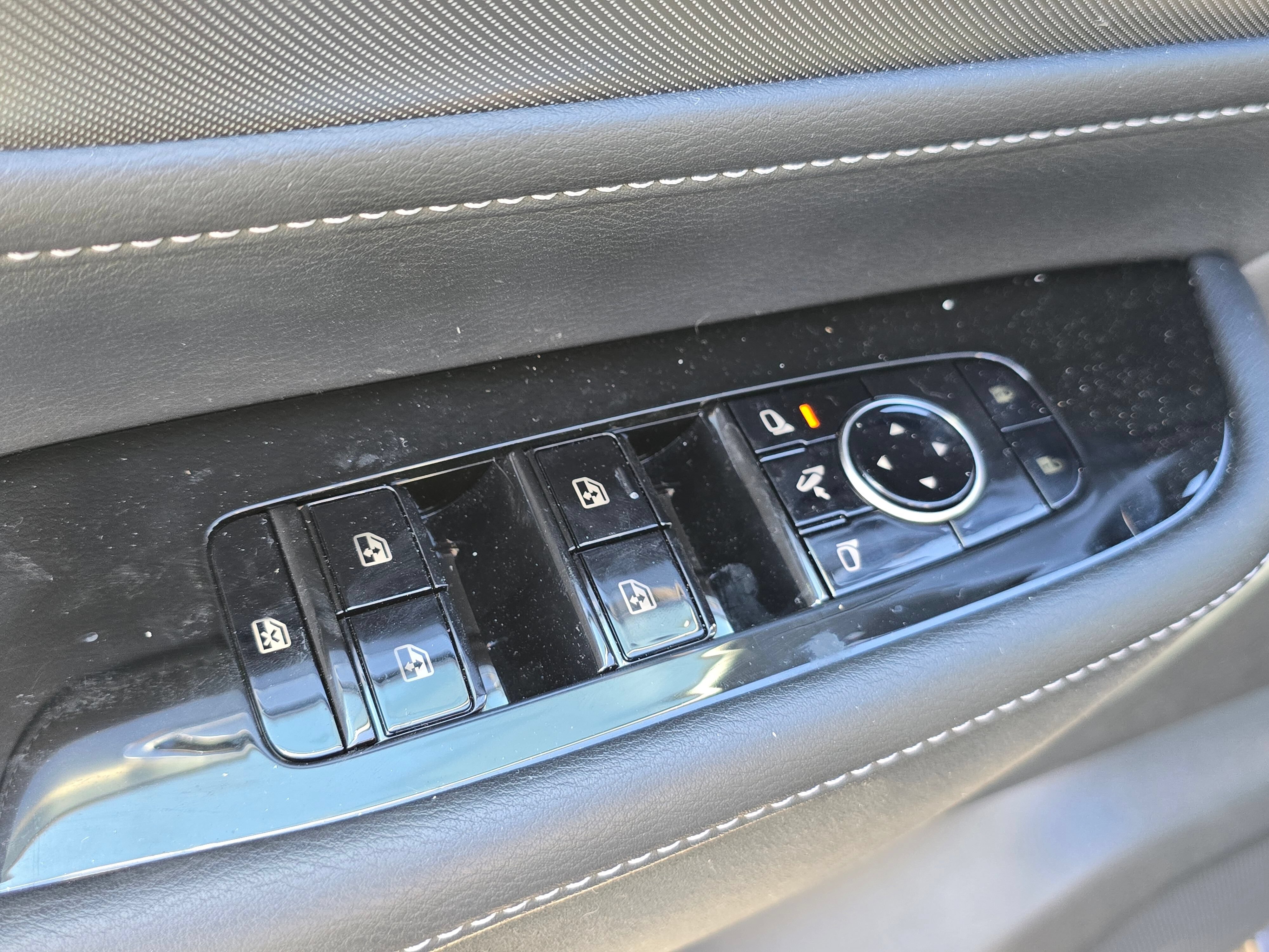 Used 2025 INFINITI QX80 Luxe AWD/4WD image 18