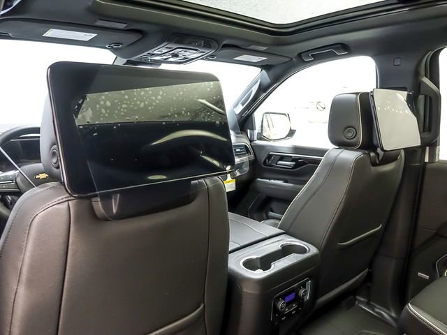 New 2026 Chevrolet Suburban Premier AWD/4WD image 12