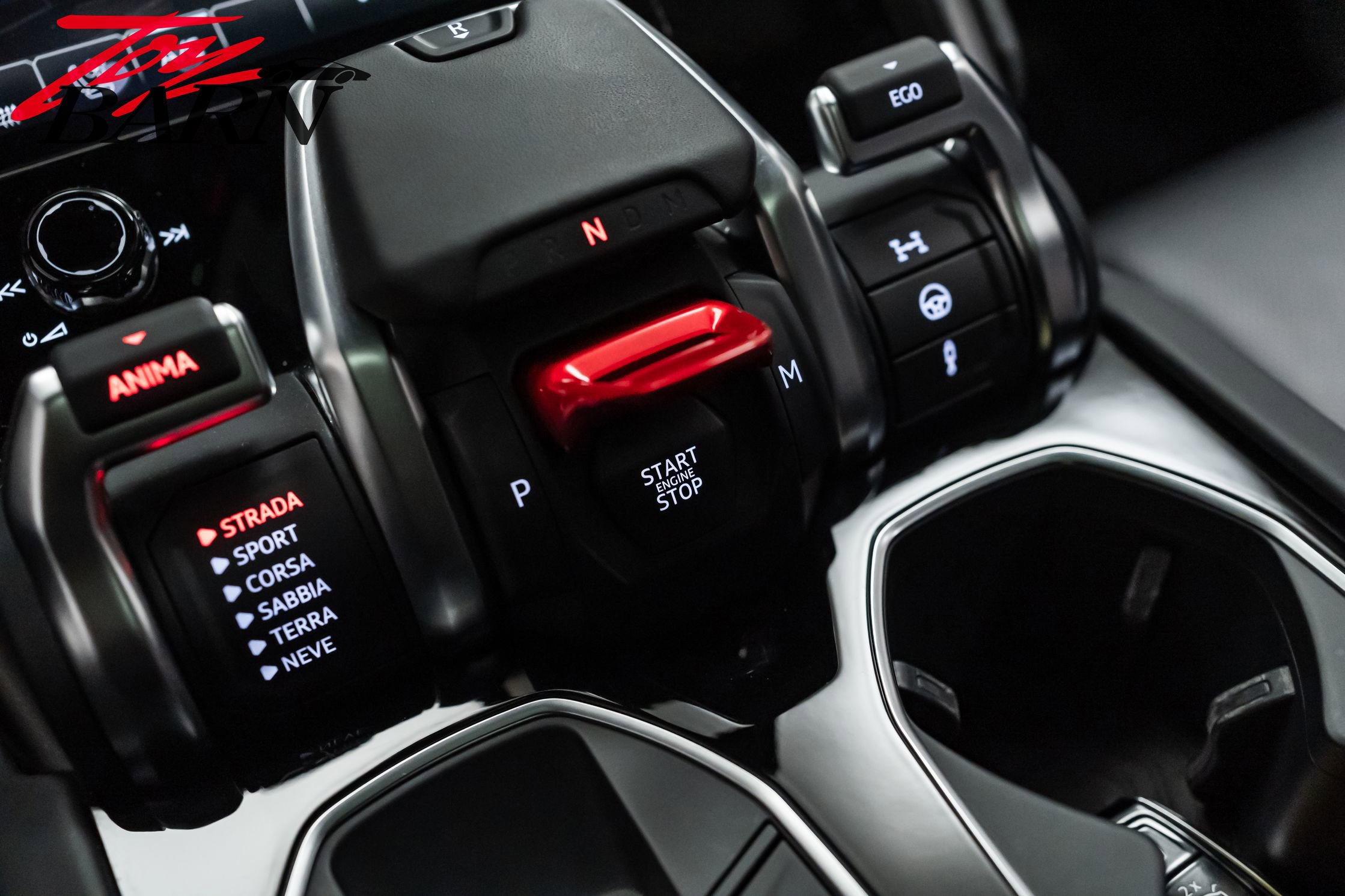 Used 2022 Lamborghini Urus AWD/4WD image 49