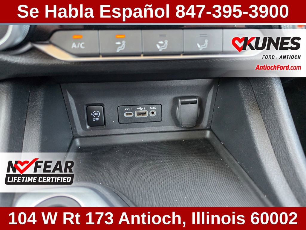 Used 2024 Nissan Sentra SV FWD image 51
