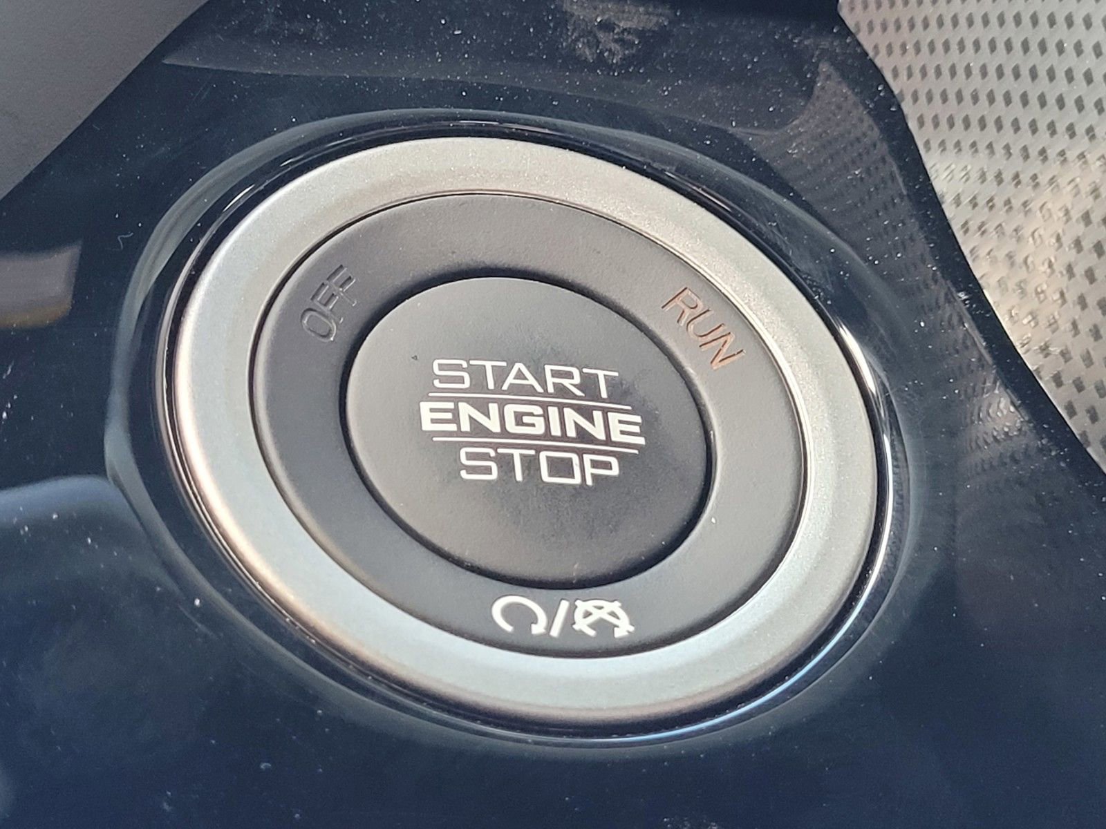 New 2026 RAM 3500 Limited AWD/4WD image 23