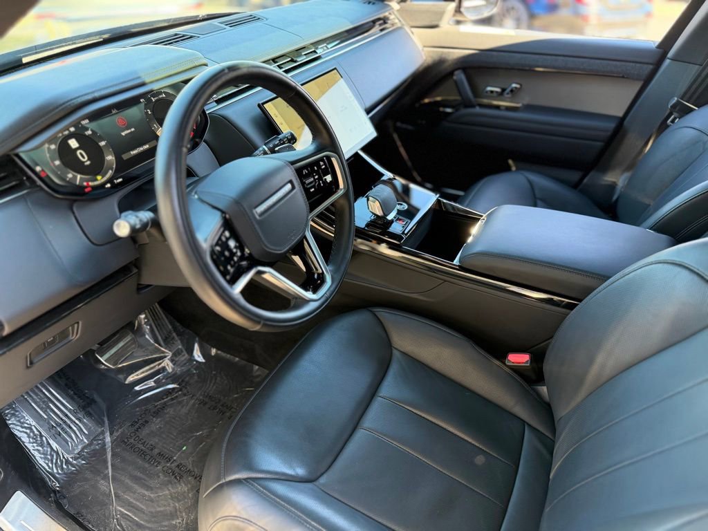 Used 2024 Land Rover Range Rover Sport SE image 24