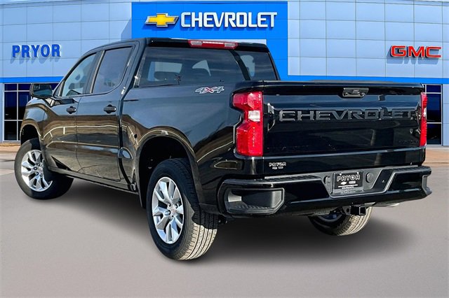 New 2026 Chevrolet Silverado 1500 Custom w/ LPO, Dark Essentials Package image 3