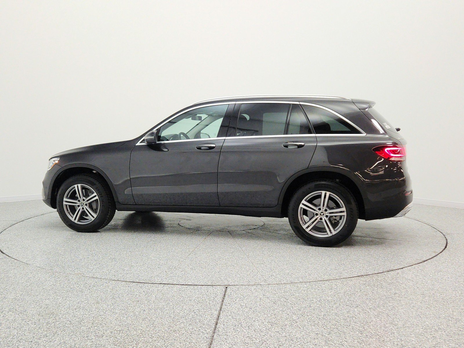 Used 2022 Mercedes-Benz GLC 300 image 8