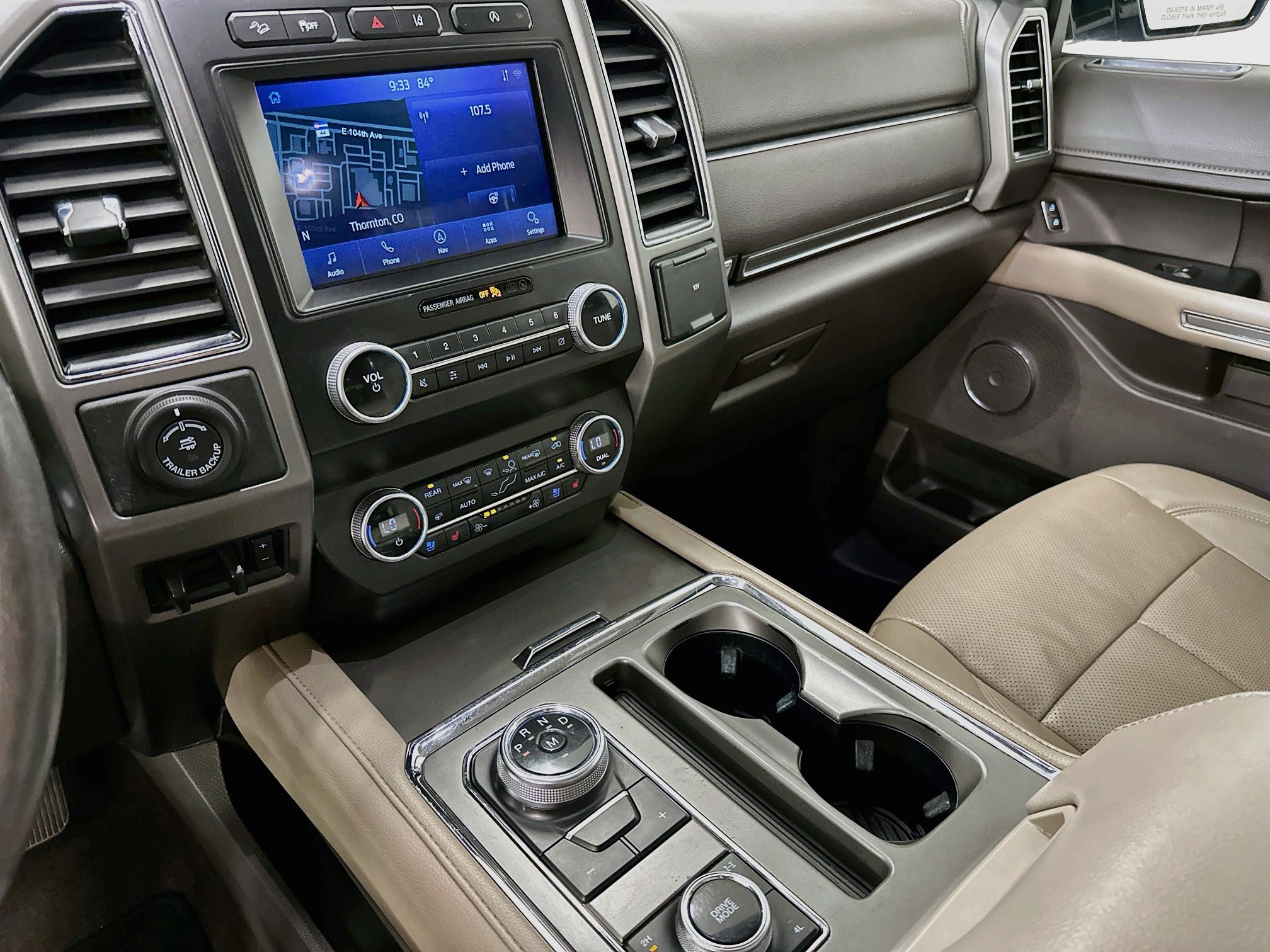 Used 2020 Ford Expedition XLT w/ Equipment Group 202A AWD/4WD image 26