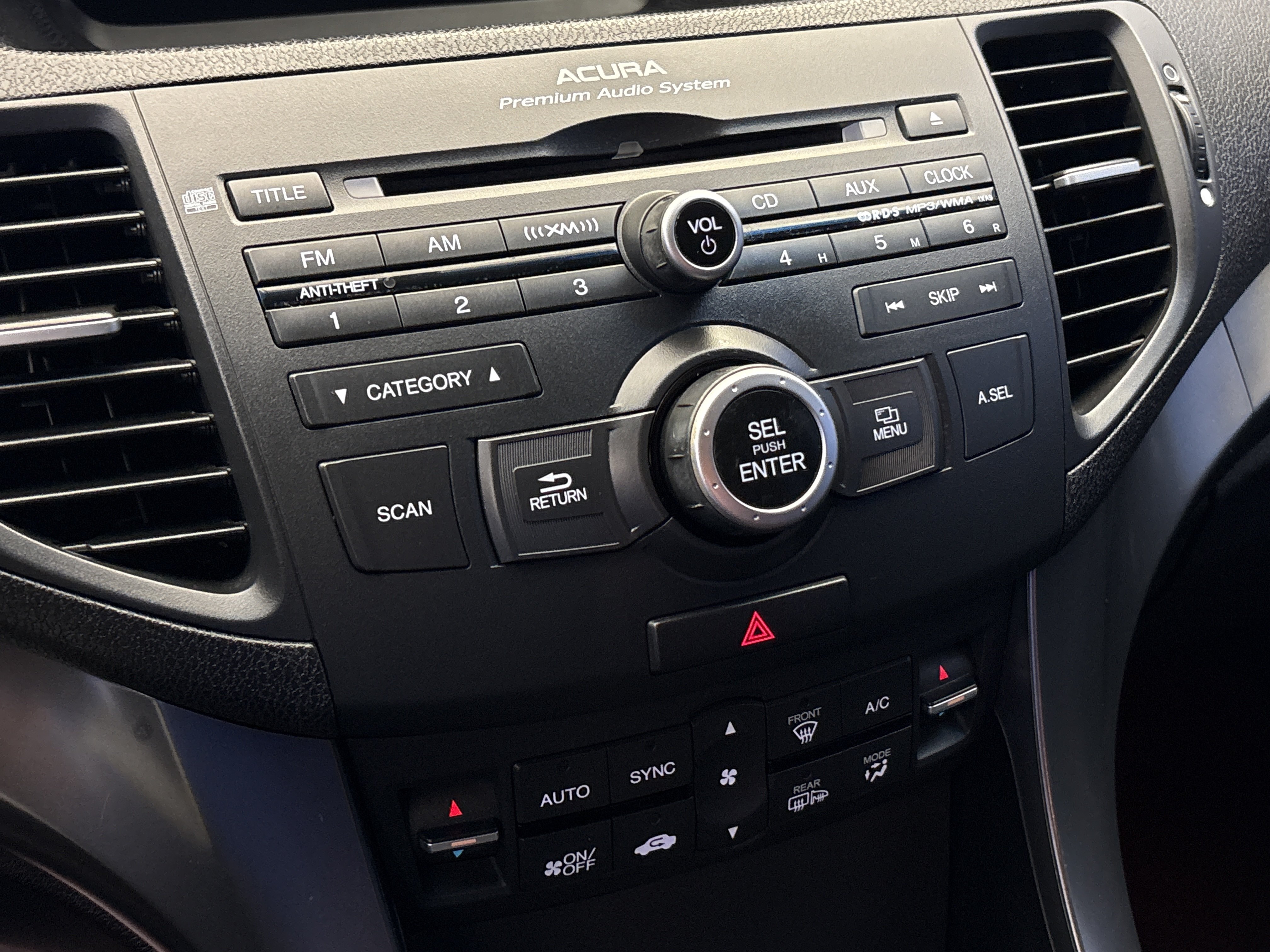 Used 2013 Acura TSX Special Edition FWD image 19
