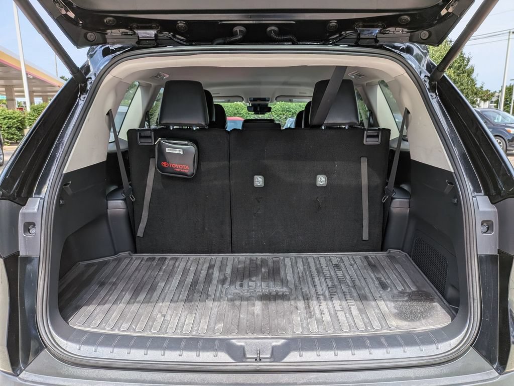 Used 2025 Toyota Grand Highlander AWD Hybrid image 30