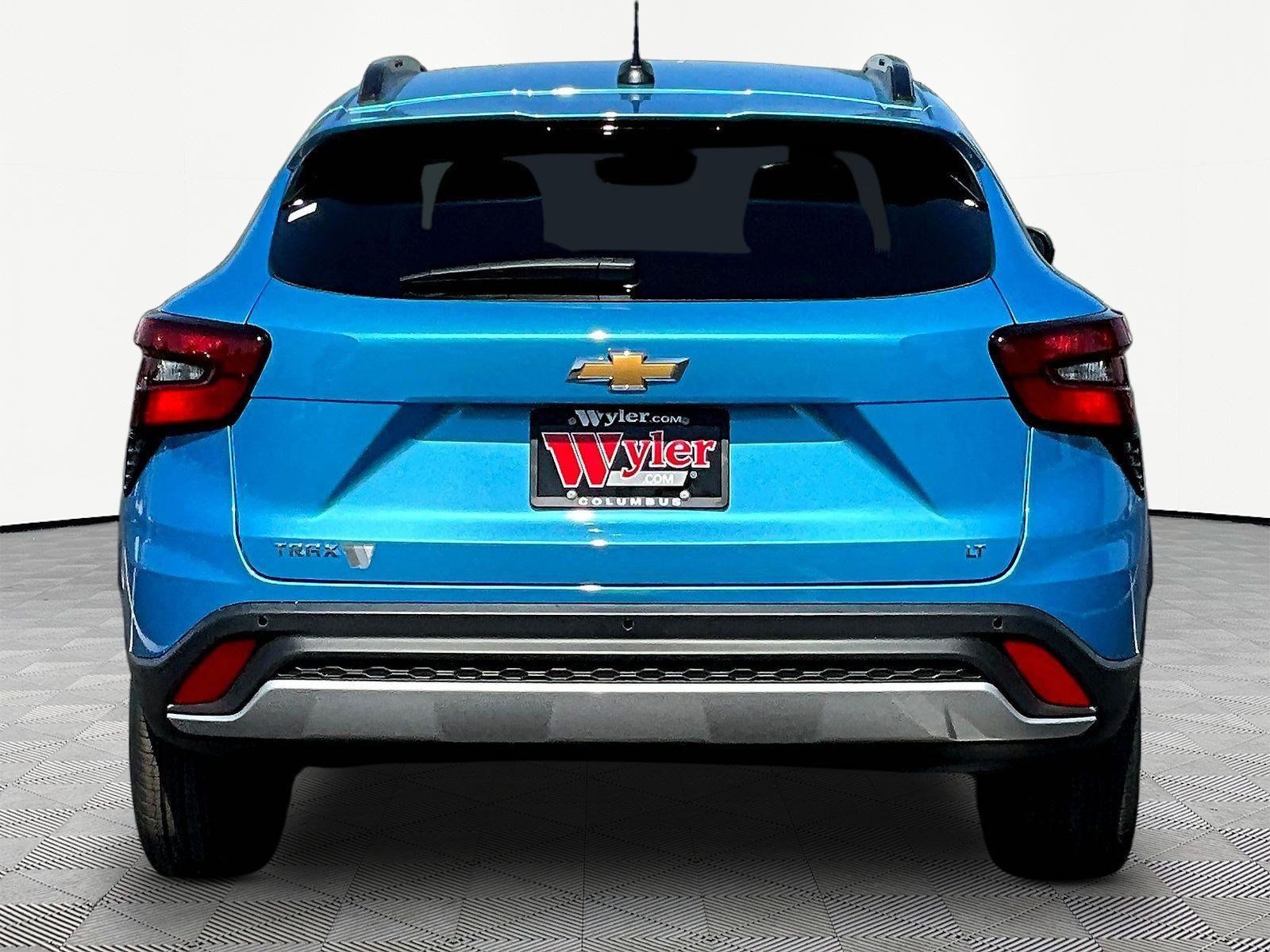New 2026 Chevrolet Trax LT w/ Driver Confidence Package FWD image 5