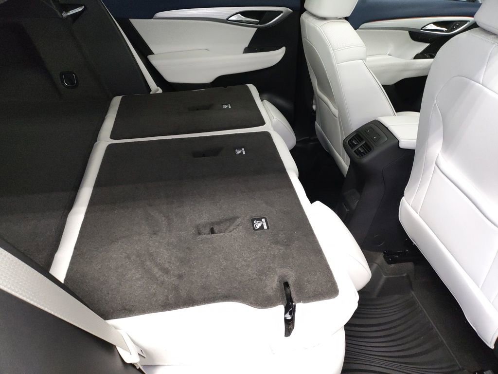 New 2026 Buick Envision Avenir image 13