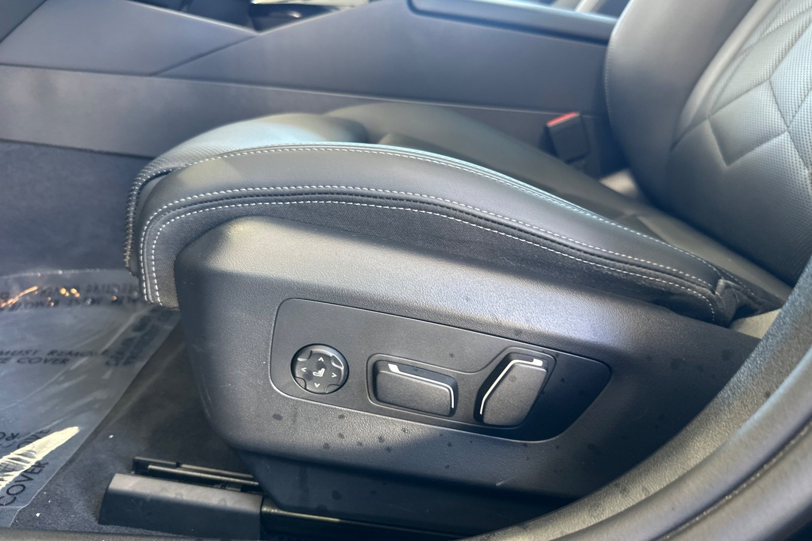 Certified 2026 BMW 530i RWD image 14