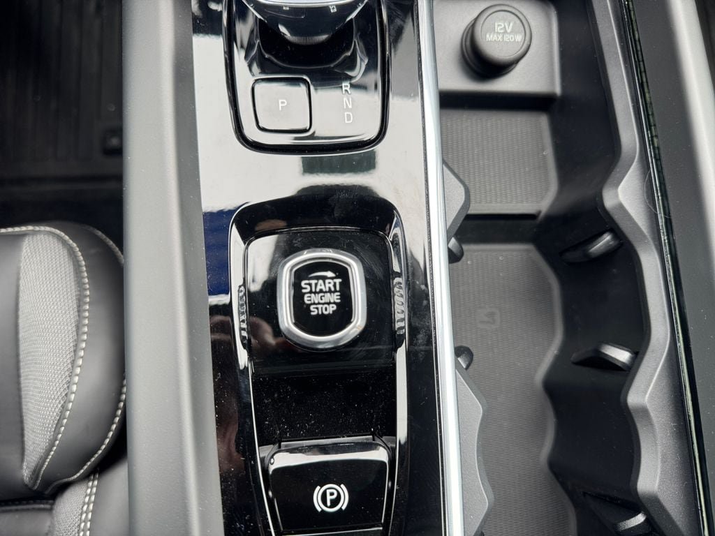New 2026 Volvo XC60 T8 Polestar w/ Protection Package Premier AWD/4WD image 19