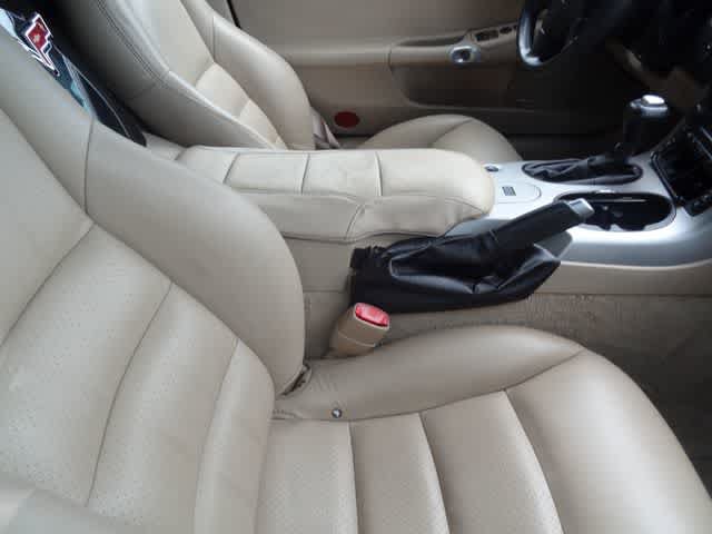 Used 2005 Chevrolet Corvette Convertible w/ Preferred Equipment Group RWD image 9
