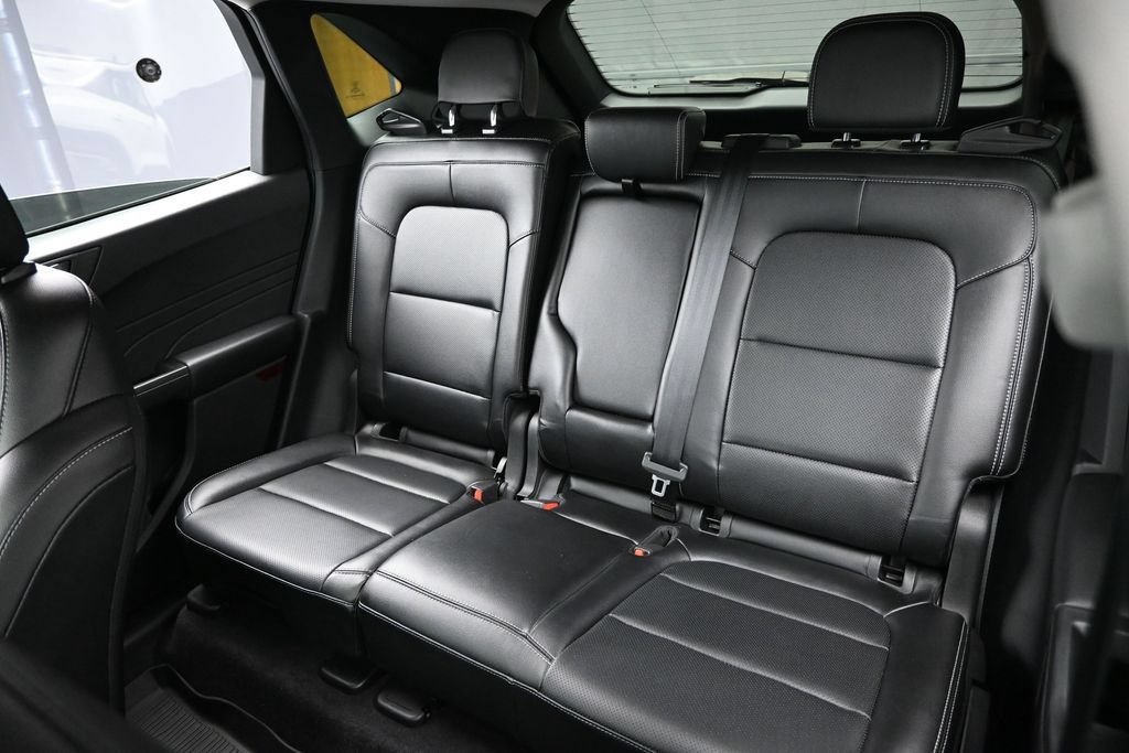 Used 2022 Ford Escape SEL FWD image 17