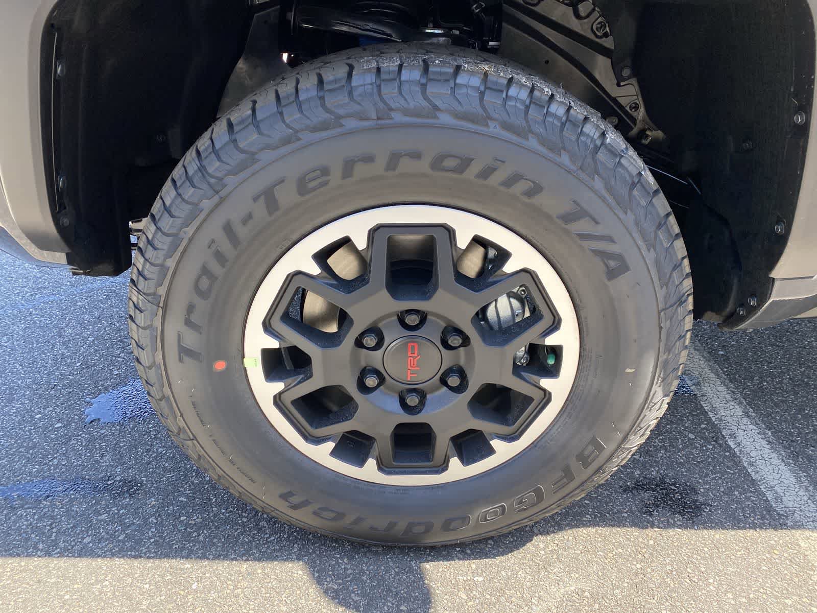New 2026 Toyota Tacoma TRD Off-Road AWD/4WD image 10