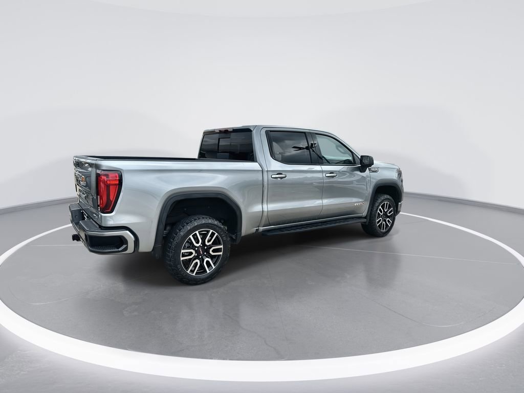 Used 2024 GMC Sierra 1500 AT4 w/ Technology Package image 8