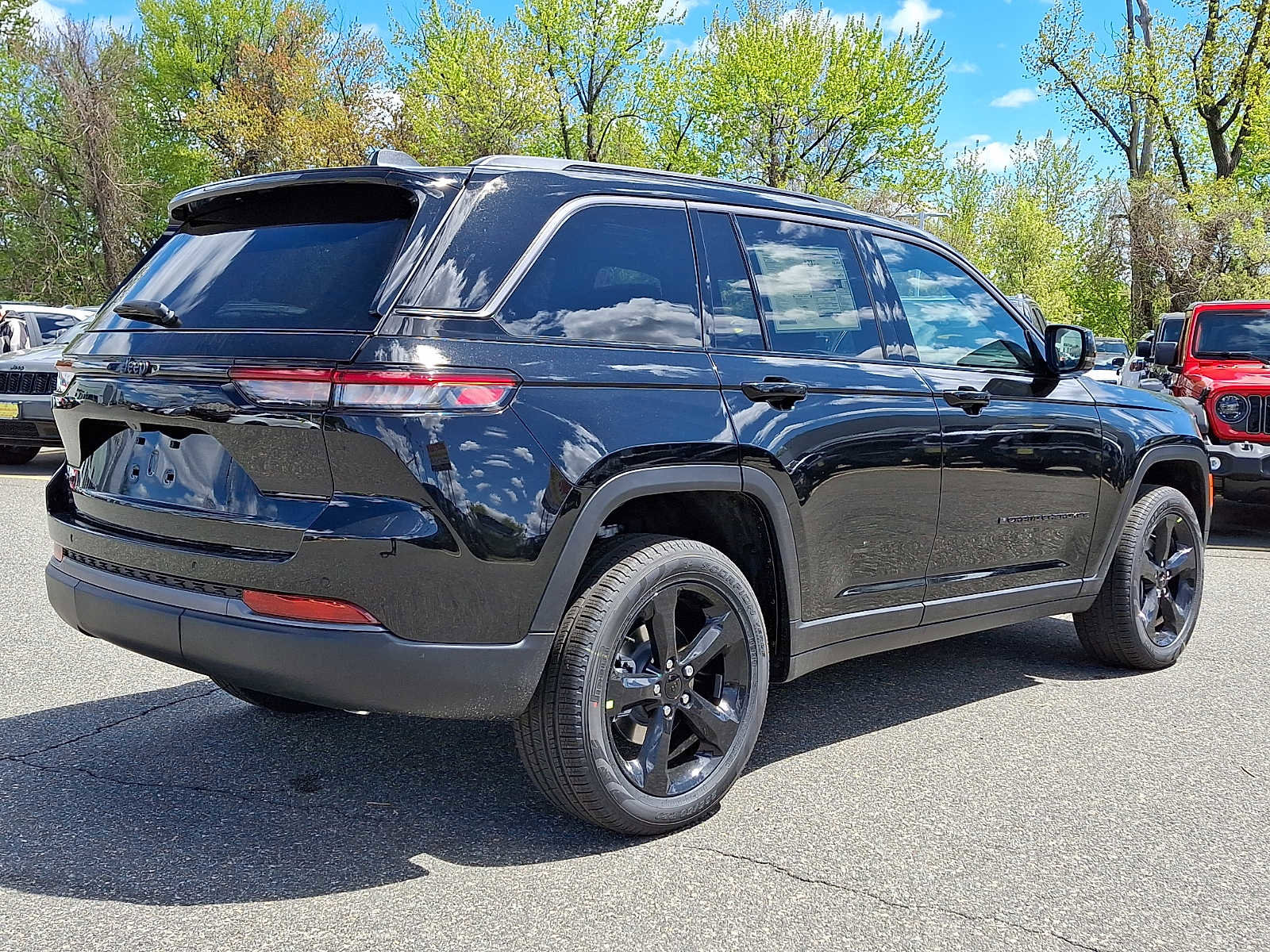 New 2026 Jeep Grand Cherokee Limited AWD/4WD image 4