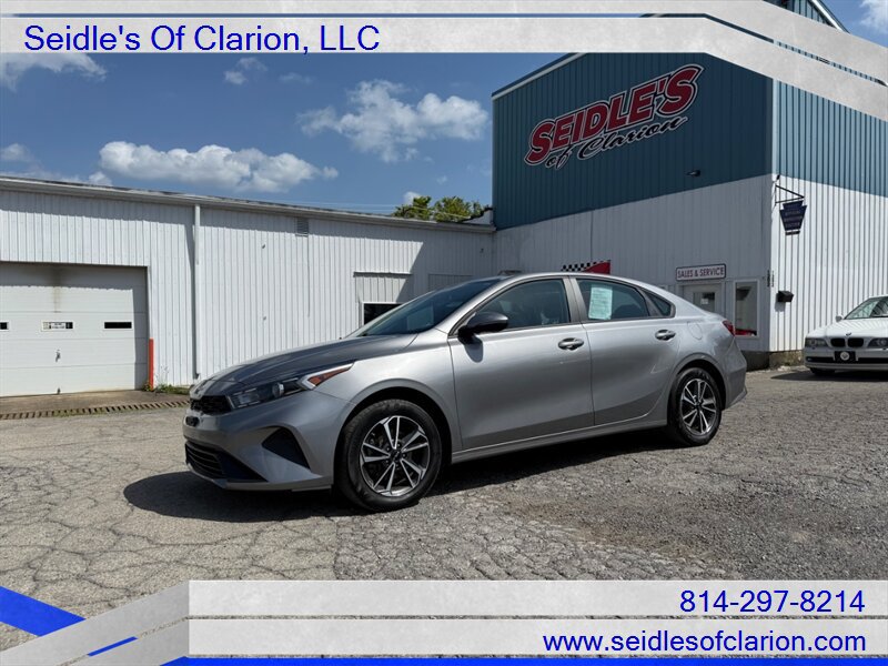 Used 2023 Kia Forte LXS w/ LXS Technology Package FWD image 1