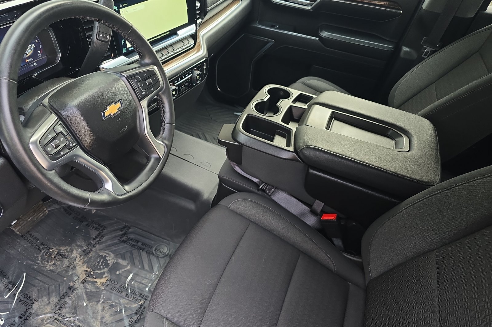 Used 2024 Chevrolet Silverado 1500 LT w/ Z71 Off-Road Package AWD/4WD image 7