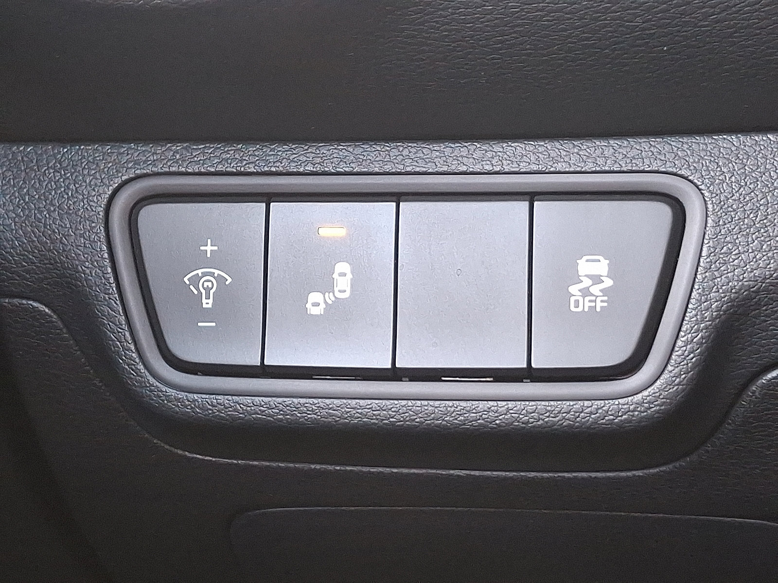 Used 2024 Kia Forte GT-Line w/ GT-Line Premium Package image 24