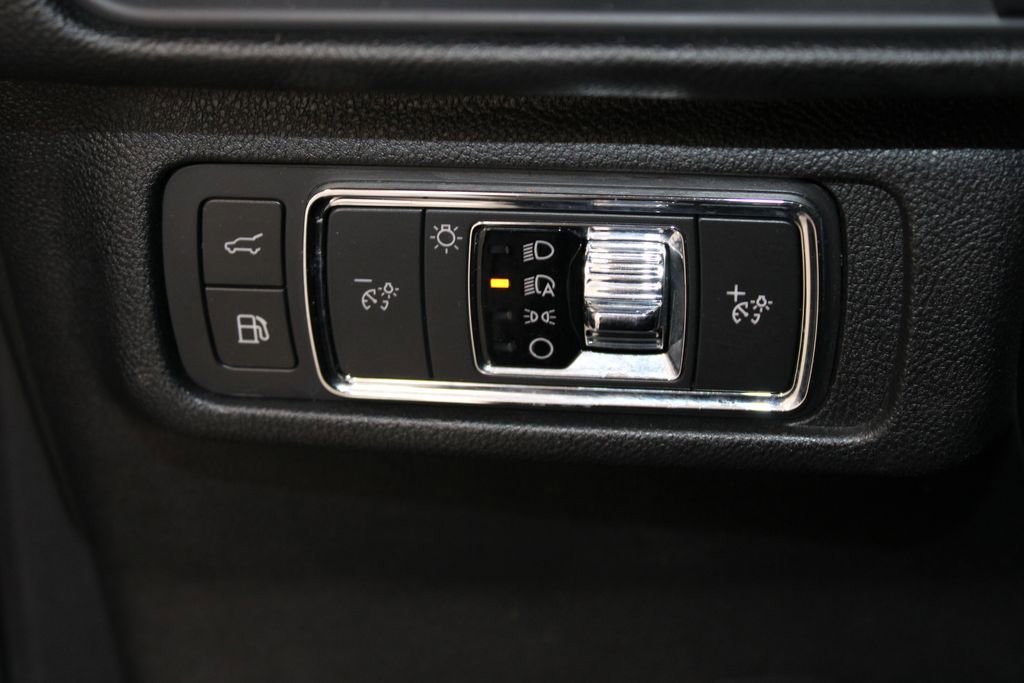 Used 2022 Lincoln Corsair Grand Touring image 41