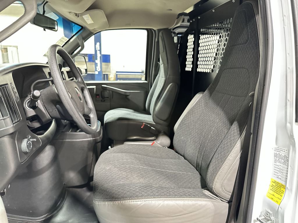 Used 2024 GMC Savana 2500 w/ Driver Convenience Package image 13