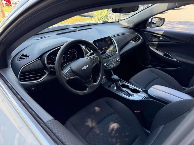 Used 2022 Chevrolet Malibu LT FWD image 16