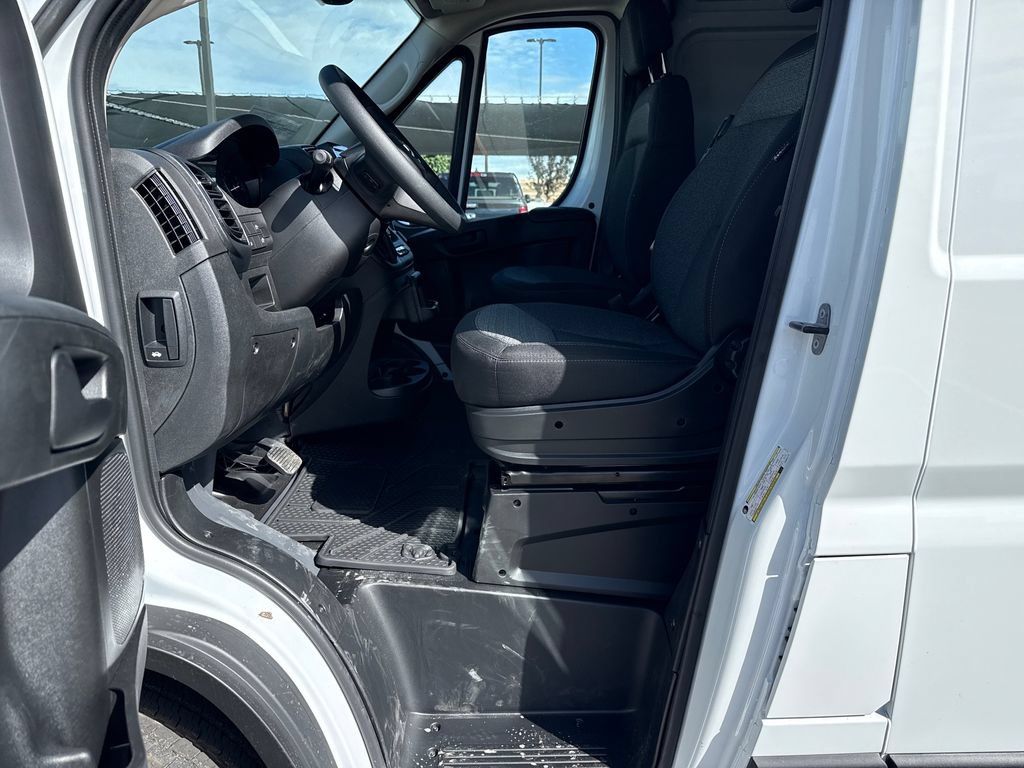 New 2027 RAM ProMaster 2500 w/ Convenience Group FWD image 18