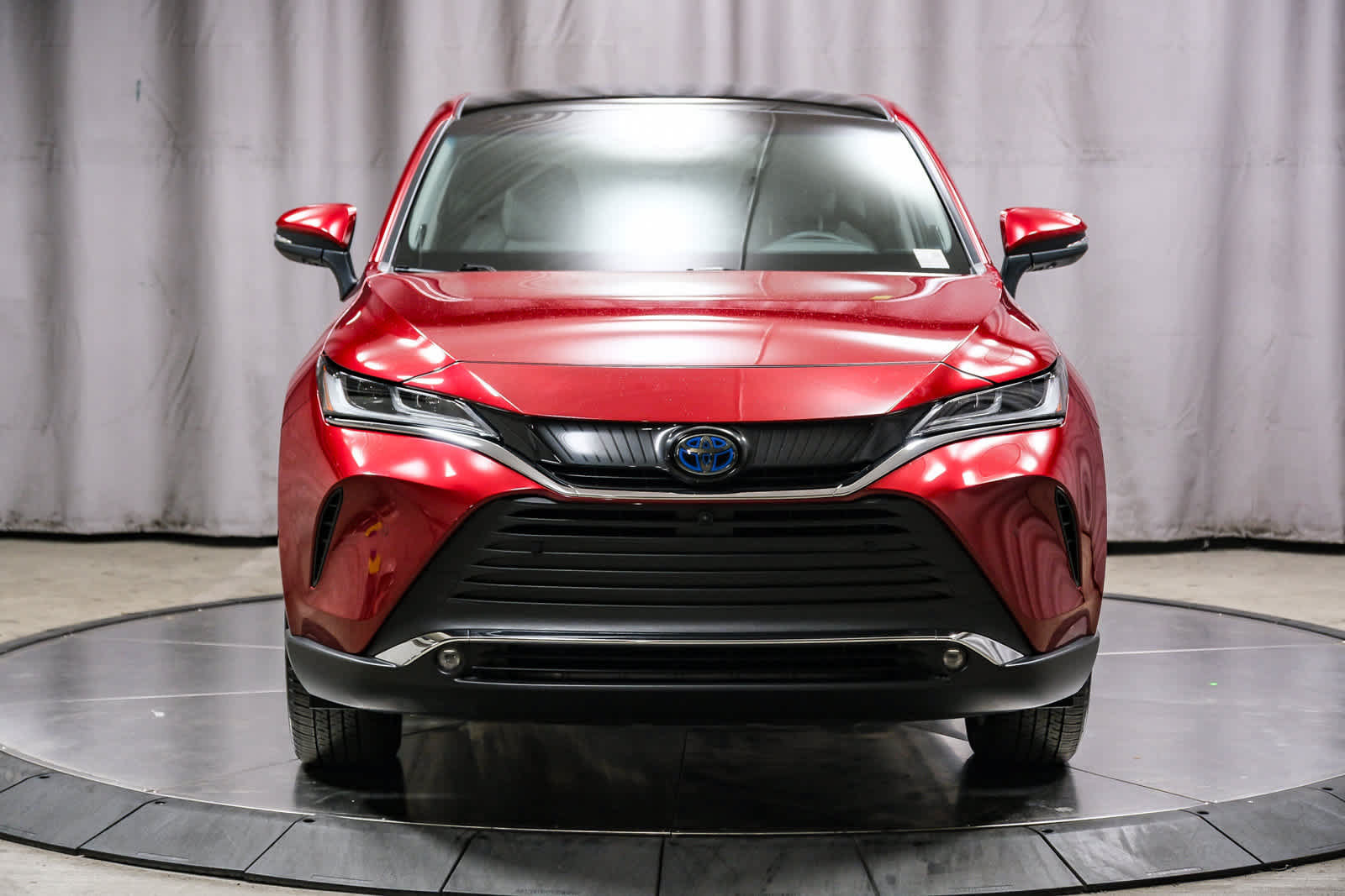 Used 2024 Toyota Venza Limited AWD/4WD image 6