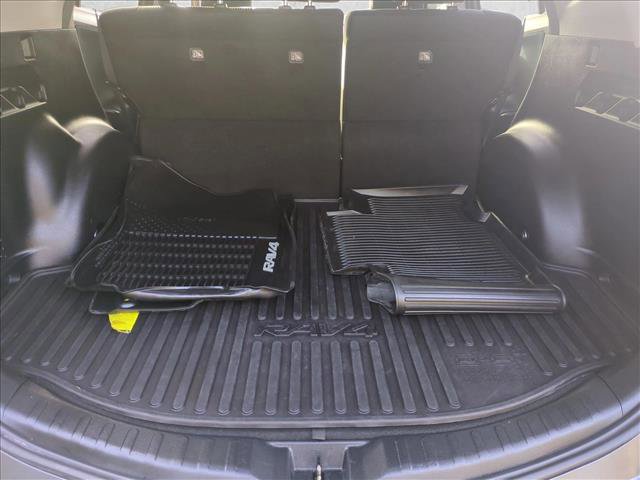 Used 2018 Toyota RAV4 LE w/ All Weather Liner Package image 6