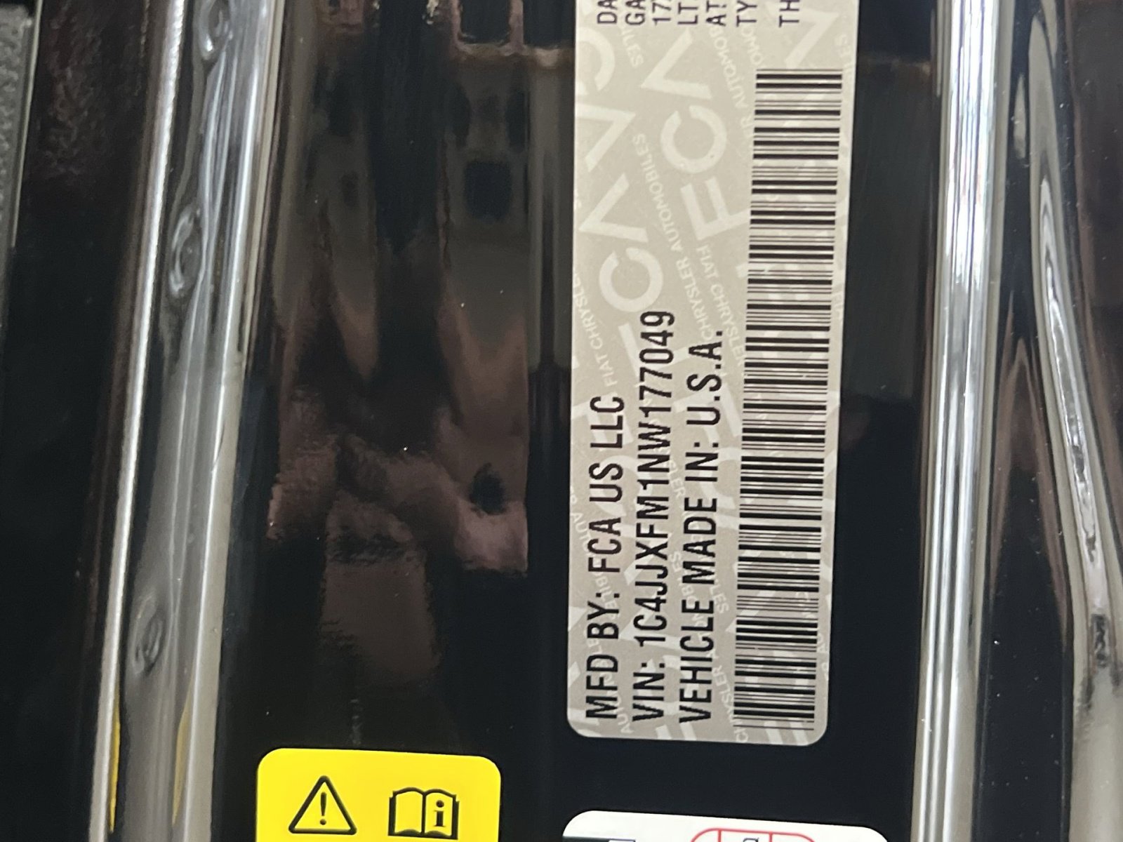 Used 2022 Jeep Wrangler Unlimited Rubicon w/ Cold Weather Group image 34