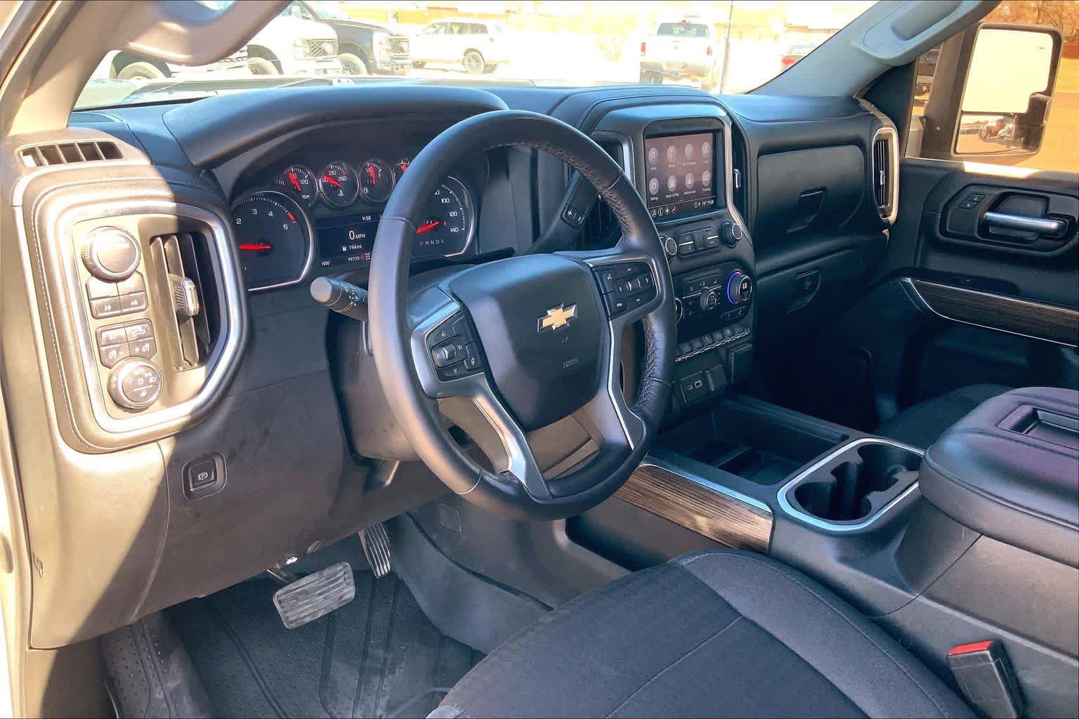 Used 2022 Chevrolet Silverado 3500 LT w/ Texas Edition image 18