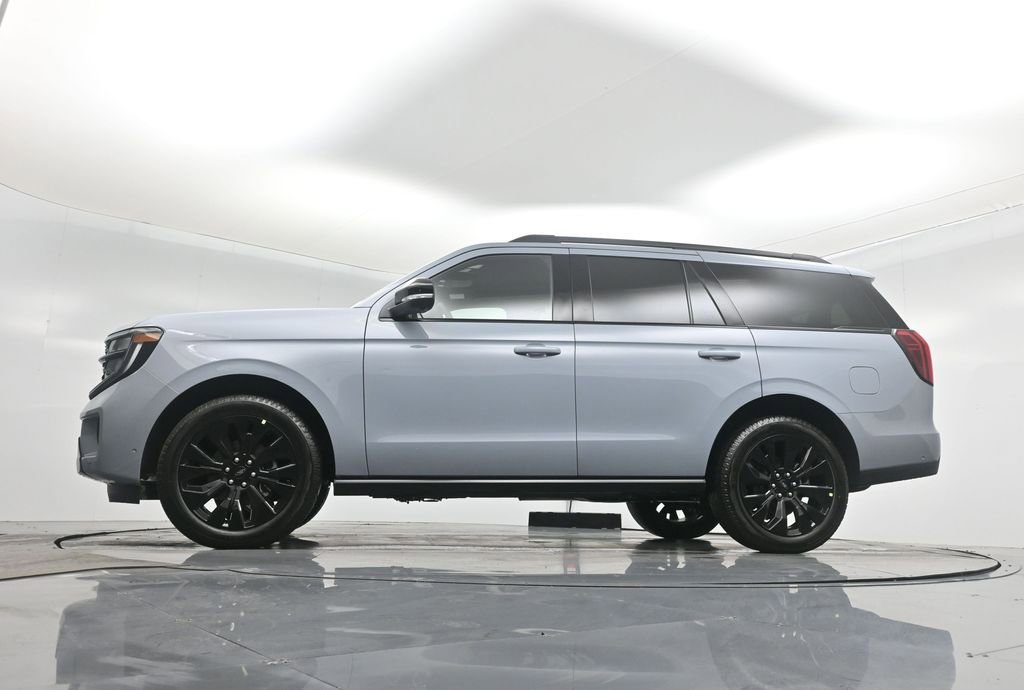 New 2025 Ford Expedition Platinum w/ Stealth Appearance Package AWD/4WD image 55