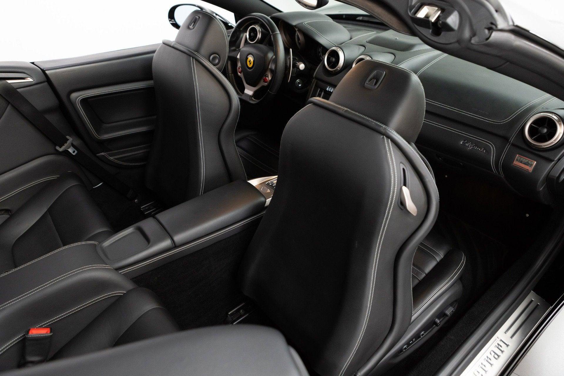 Used 2010 Ferrari California RWD image 58