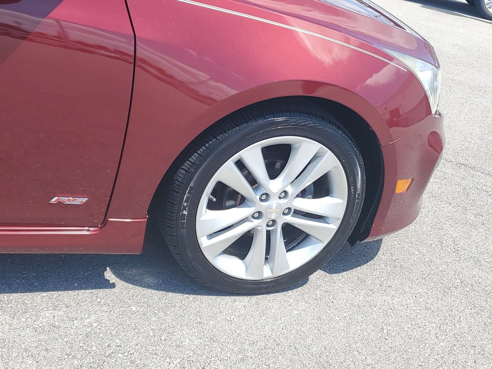 Used 2015 Chevrolet Cruze LTZ w/ Sun, Sound and Sport Package FWD image 6