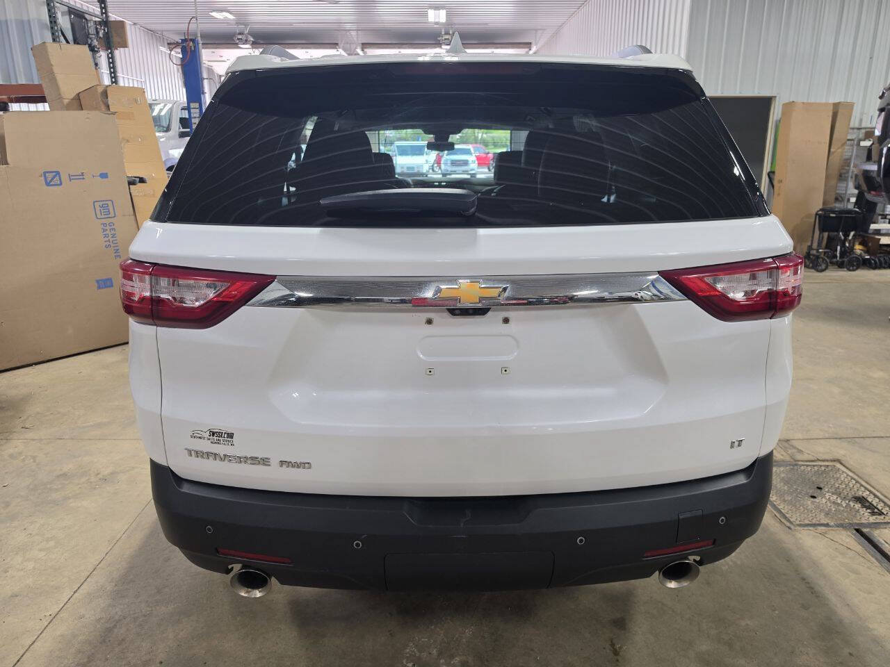 Used 2020 Chevrolet Traverse LT w/ LT Premium Package AWD/4WD image 7