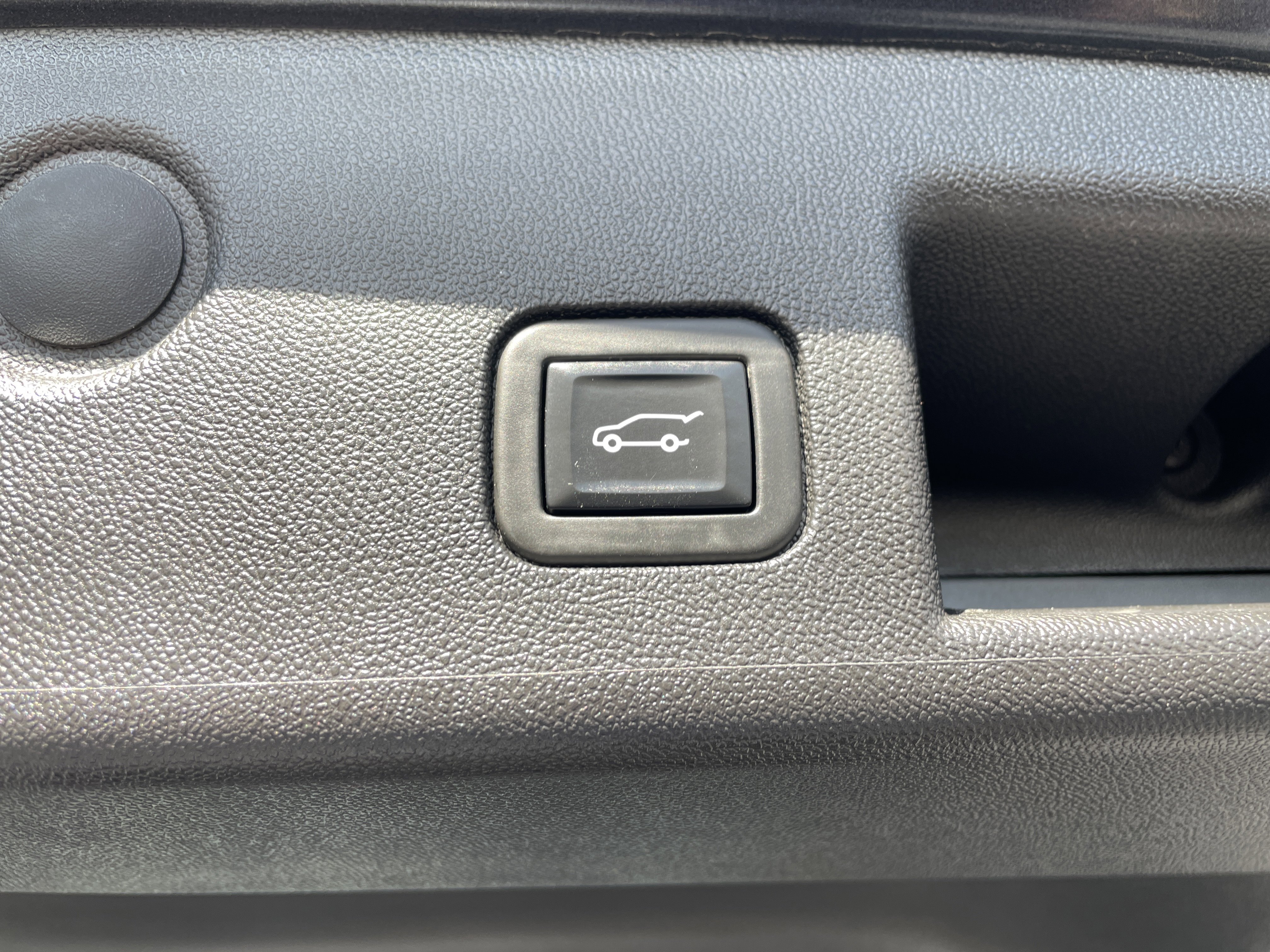 Certified 2023 Chevrolet Equinox RS w/ RS Leather Package image 30