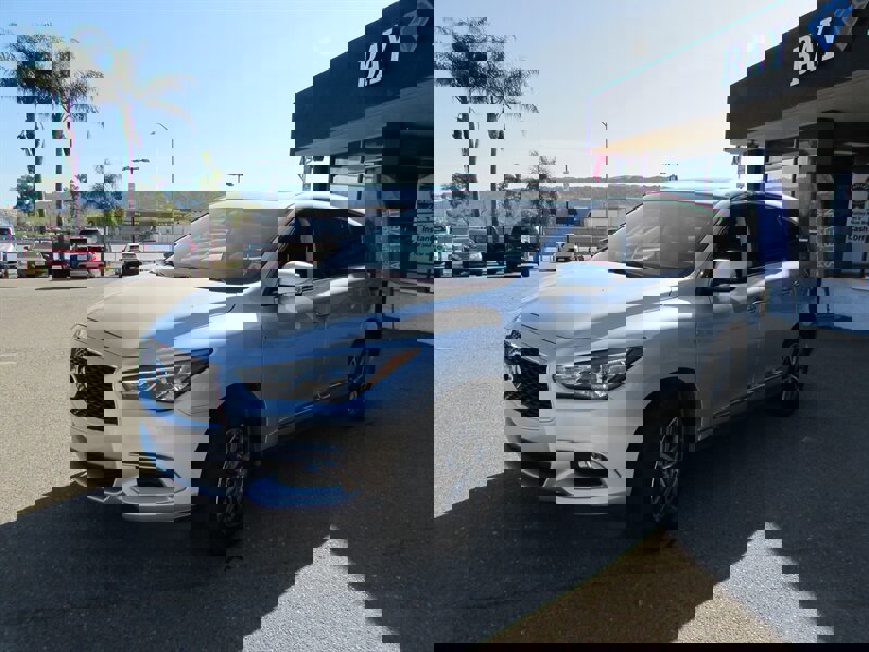 Used 2016 INFINITI QX60 FWD image 2