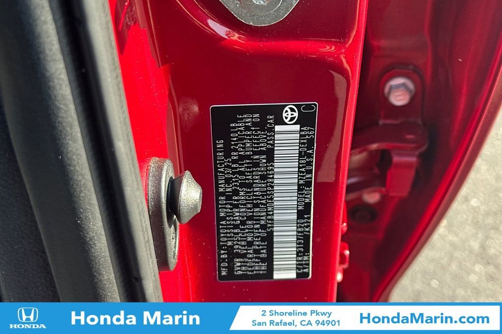 Used 2025 Toyota Corolla LE image 34